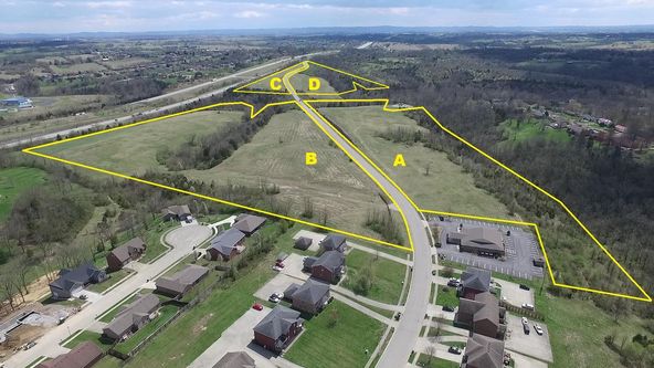 Hampton Way, Richmond, KY 40475